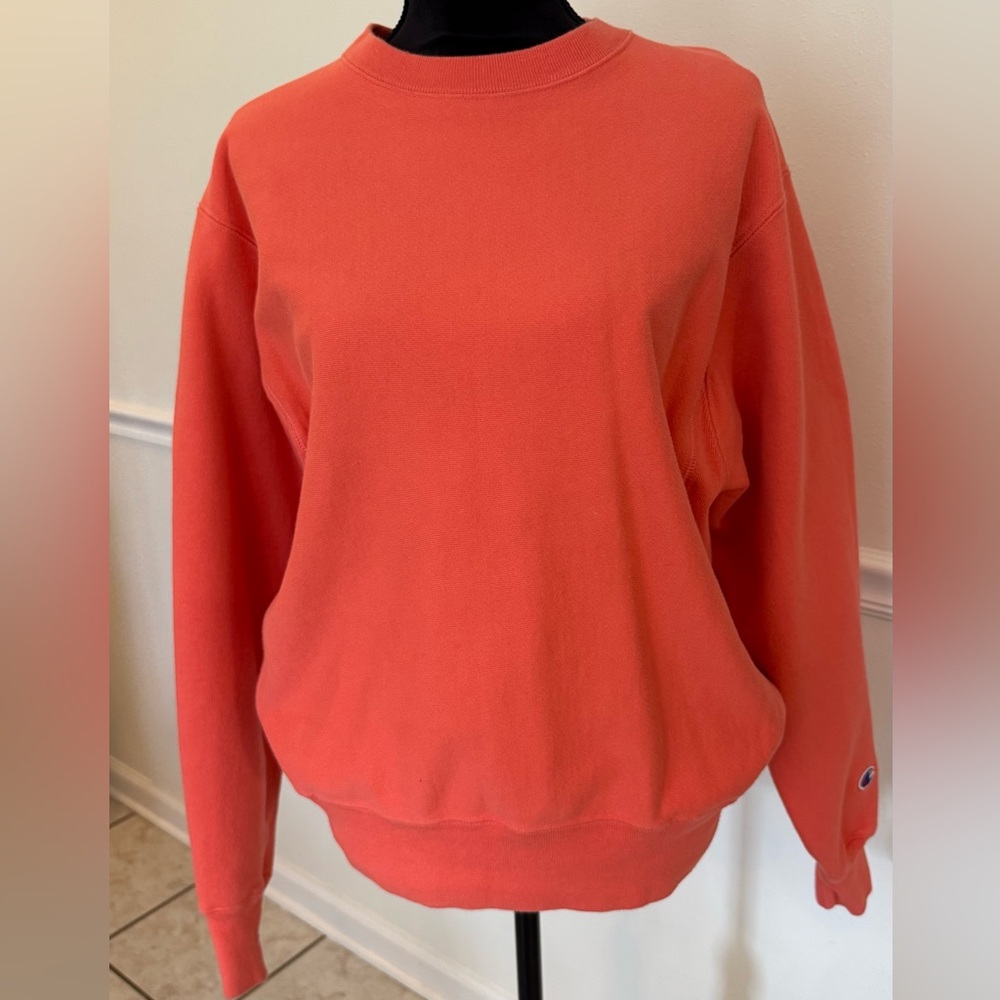 Champion Reverse Weave Crewneck Sweatshirt – Coral Orange, Classic Fit